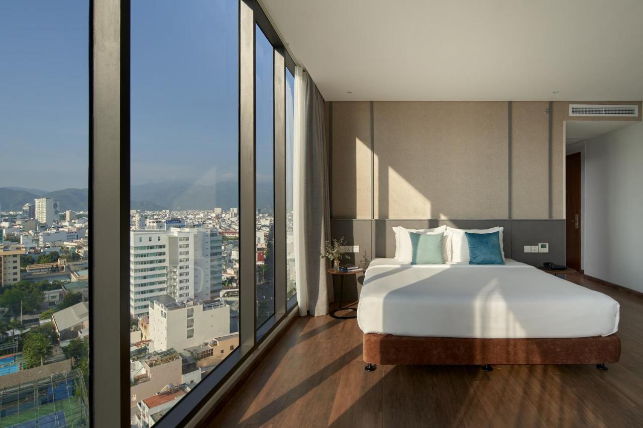 Em Oi Boutique Hotel Nha Trang Buitenkant foto
