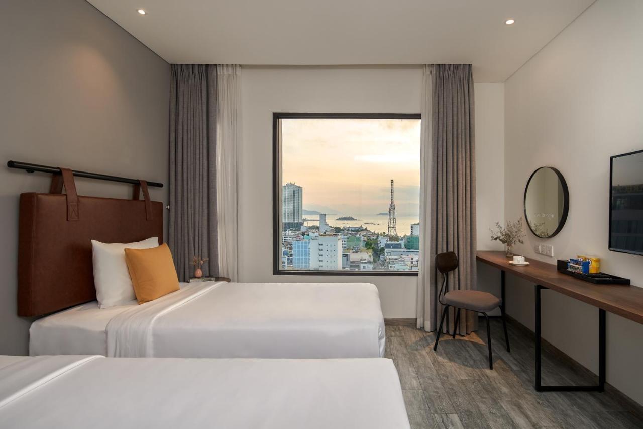 Em Oi Boutique Hotel Nha Trang Buitenkant foto