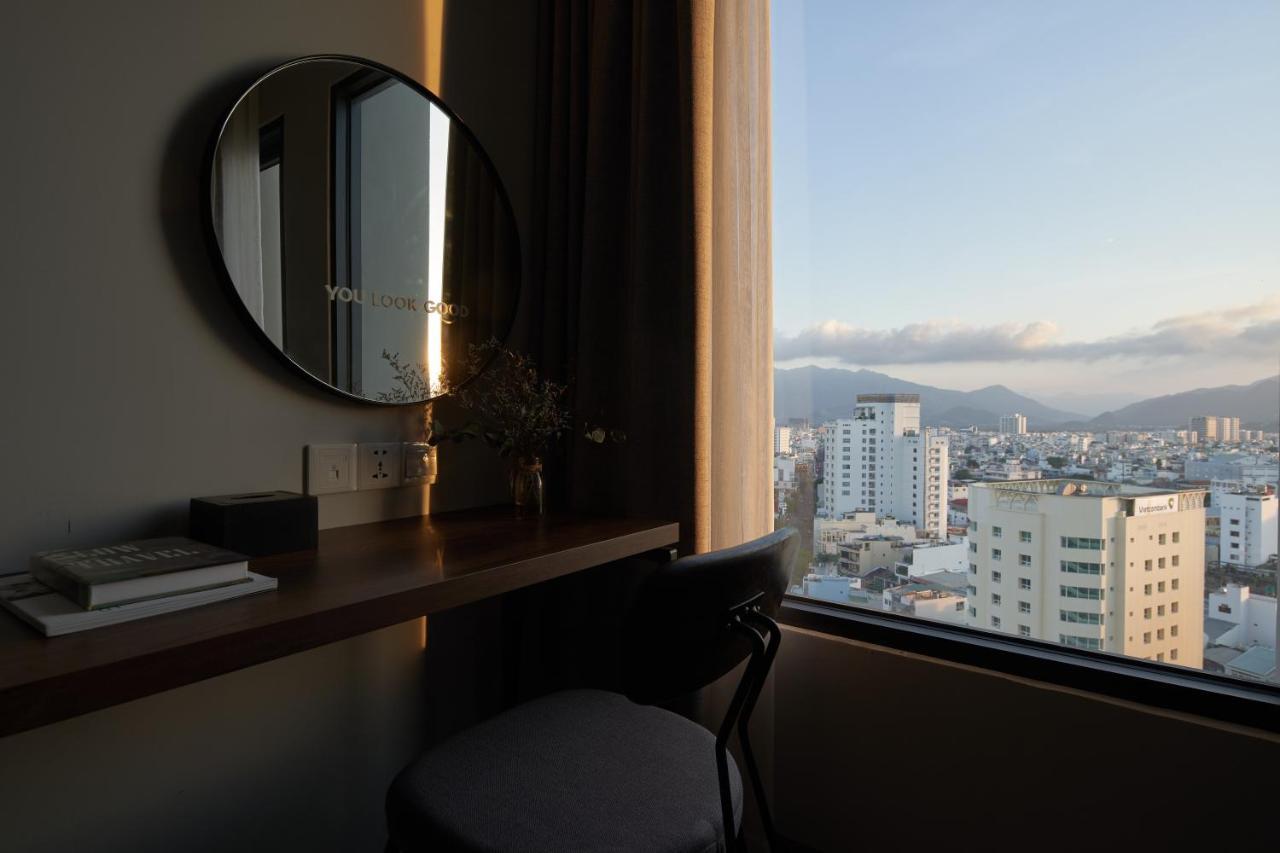 Em Oi Boutique Hotel Nha Trang Buitenkant foto