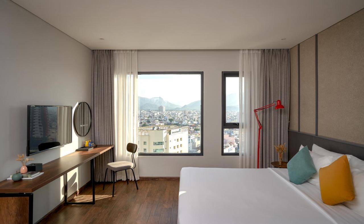 Em Oi Boutique Hotel Nha Trang Buitenkant foto