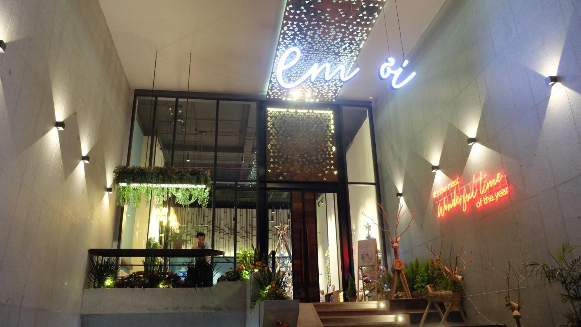 Em Oi Boutique Hotel Nha Trang Buitenkant foto