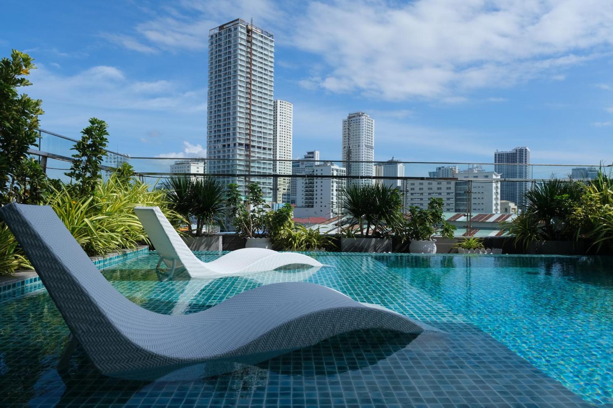 Em Oi Boutique Hotel Nha Trang Buitenkant foto