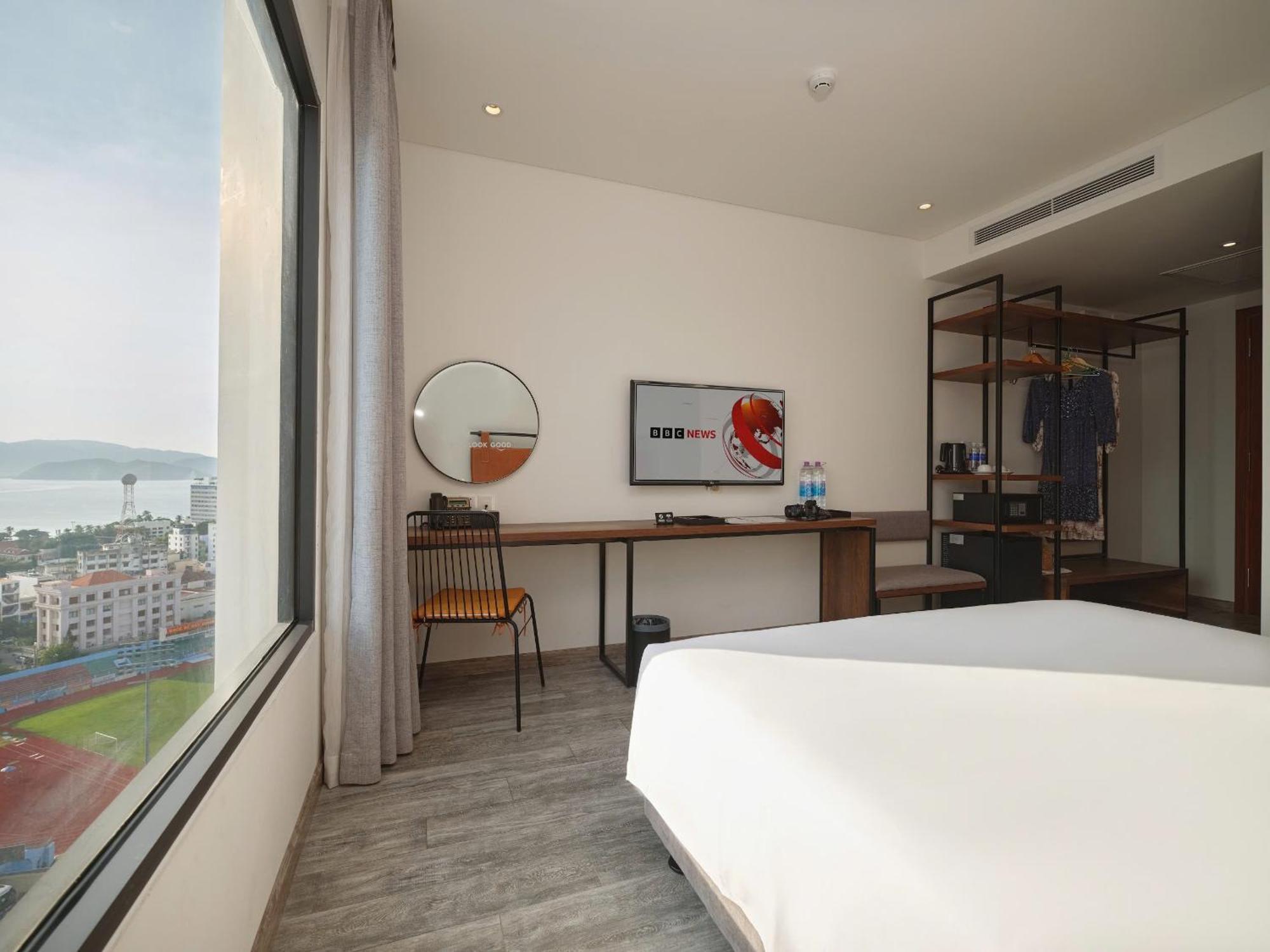 Em Oi Boutique Hotel Nha Trang Buitenkant foto