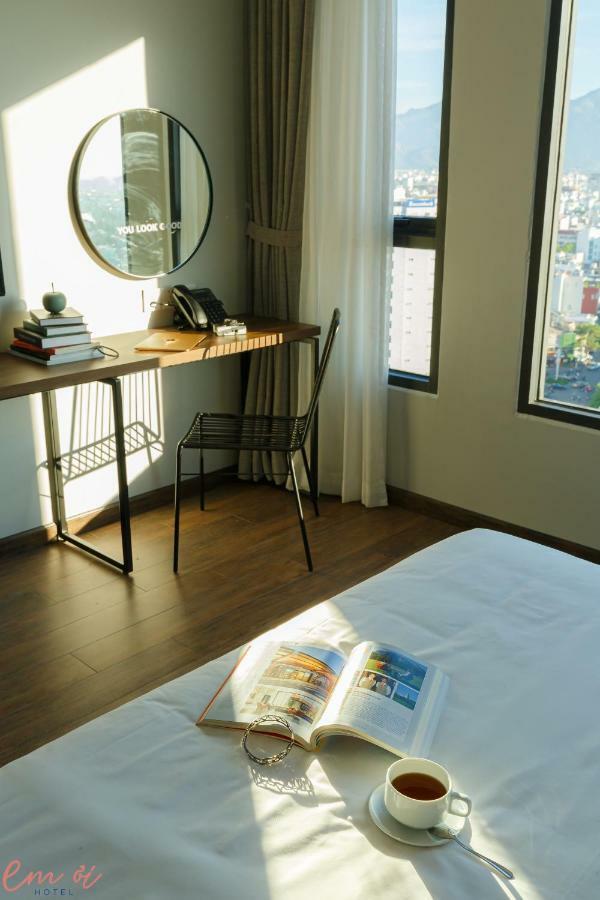 Em Oi Boutique Hotel Nha Trang Buitenkant foto
