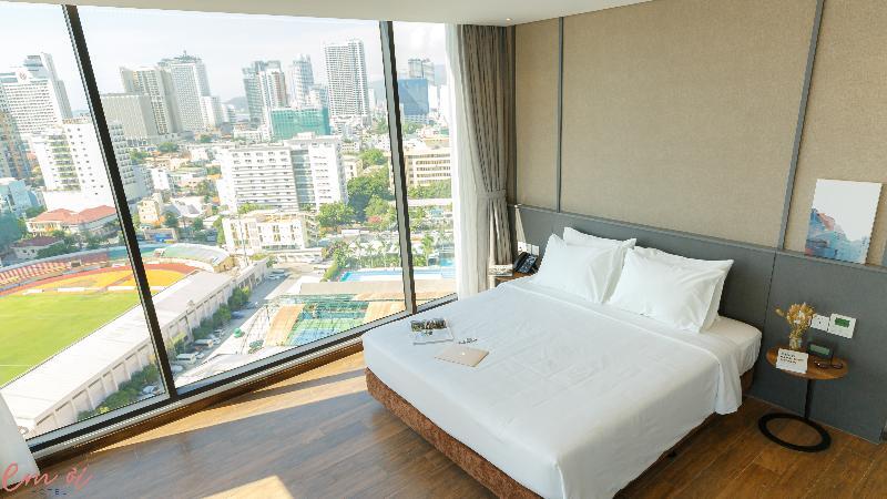 Em Oi Boutique Hotel Nha Trang Buitenkant foto